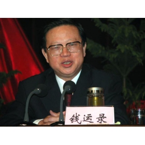 他官至副國級卻從不用特權(quán)，兒子只是大車司機(jī)，生活樸素捐款大方