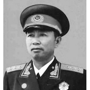 劉亞樓衣錦還鄉(xiāng)，卻被村民問到一句話，此后他再也沒有回過家鄉(xiāng)