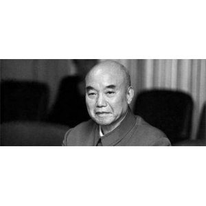 55年毛主席與徐立清談授銜問題：我準(zhǔn)備和蕭克談一下，讓他帶個