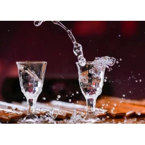 若飲一壺酒，心舒百事暢
