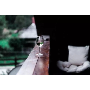 喝高度酒，做低調(diào)人！