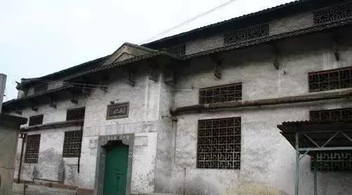 關(guān)于茅臺(tái)的十大謠言(圖5) 關(guān)于茅臺(tái)的十大謠言(圖5)